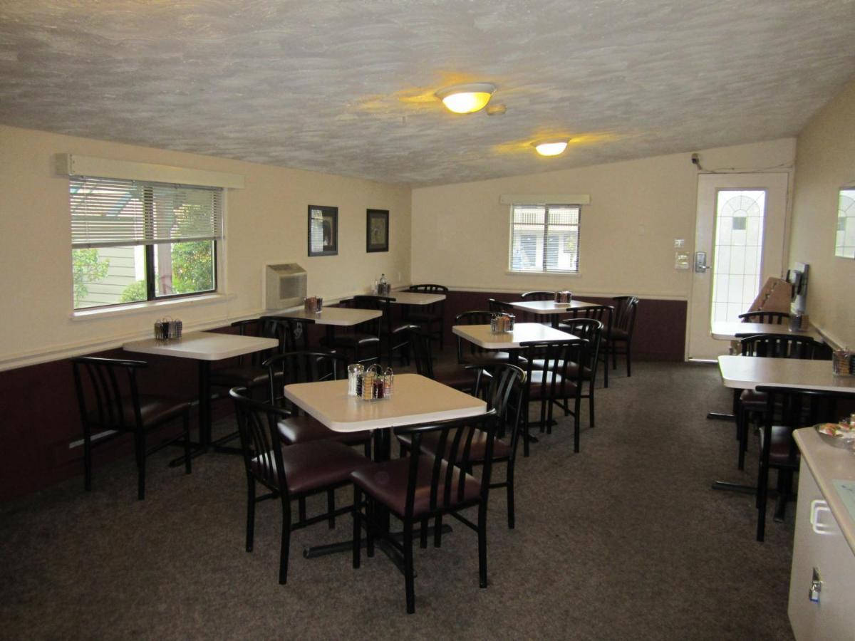 Heritage River Inn Campbell River Exterior photo